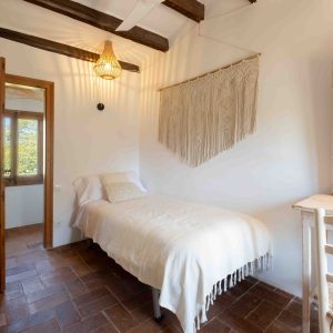 Prenatal Retreat Spain - Private Single Room Shared Bathroom